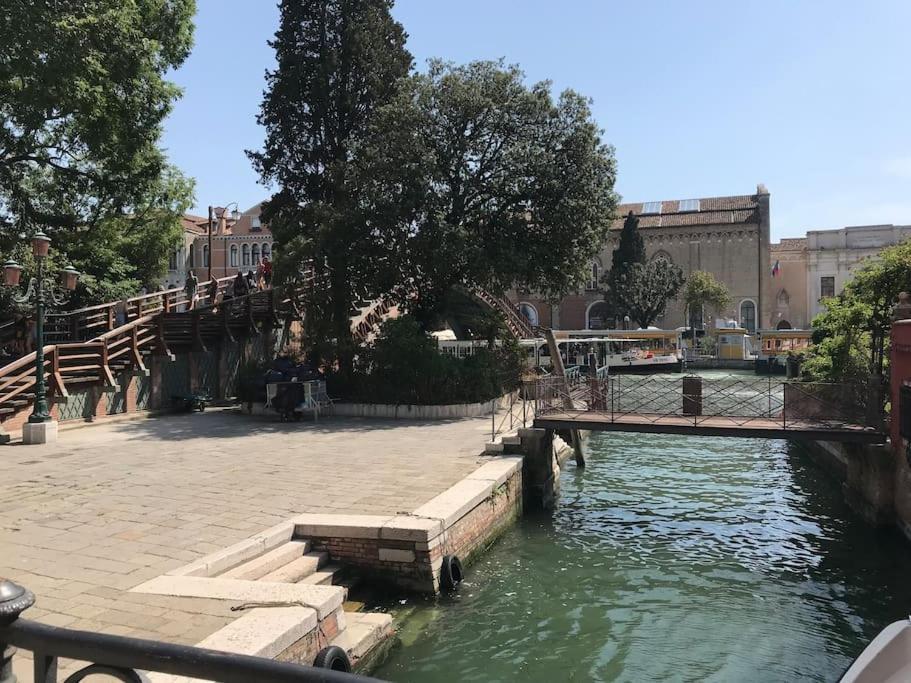 Ca San Vidal Appartamento Venedig Eksteriør billede